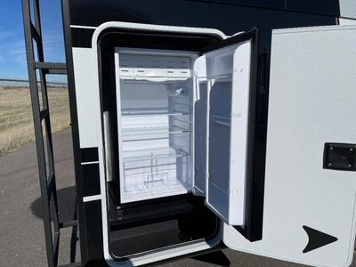 2026 Brinkley Model Z - Photo 37