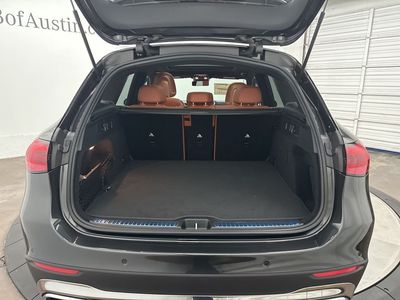 2026 Mercedes-Benz GLC — photo 22 view