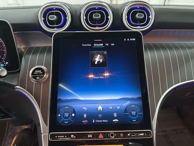 2026 Mercedes-Benz GLC — photo 14 view