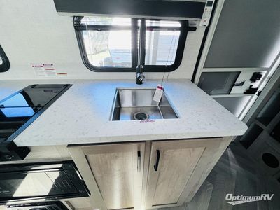 2025 Ember RV E-Series - Photo 8