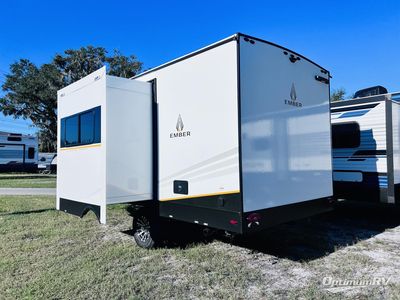 2025 Ember RV E-Series - Photo 2