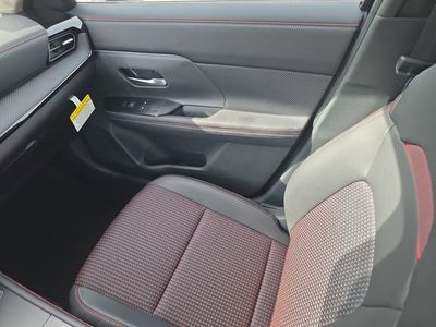 2026 Nissan Kicks - Photo 17