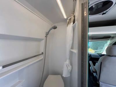 2027 Thor Motor Coach TELLARO — photo 12 view