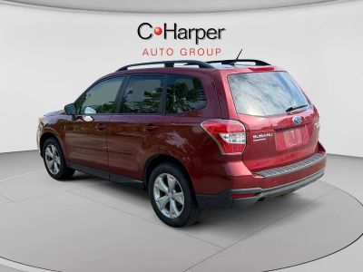 2015 Subaru Forester — detail view