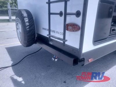 2025 Venture RV Stratus - Photo 2