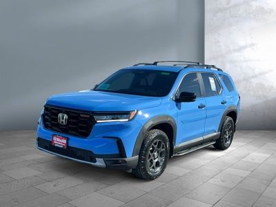 2024 Honda Pilot — front three-quarter view