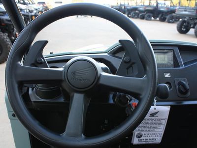2026 Honda Pioneer 520 - Photo 13
