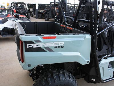 2026 Honda Pioneer 520 - Photo 8