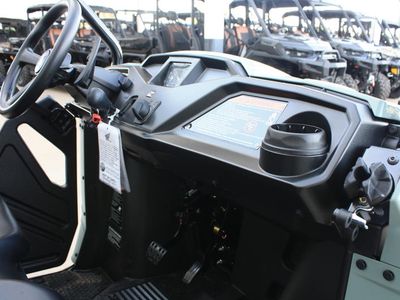 2026 Honda Pioneer 520 - Photo 10