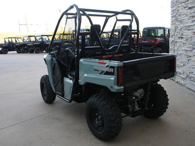 2026 Honda Pioneer 520 - Photo 6