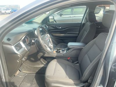 2022 GMC Acadia - Photo 9