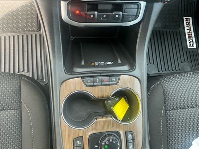2022 GMC Acadia - Photo 12