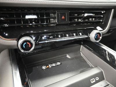 2026 Chevrolet Tahoe Z71 SUV - Photo 13
