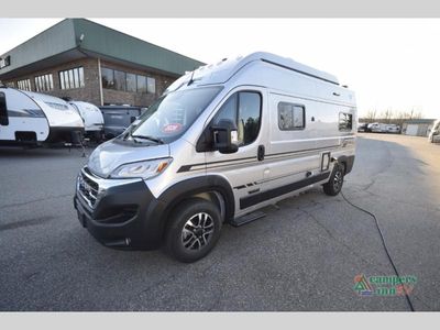 2026 Winnebago Solis - Photo 3