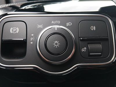 2023 Mercedes-Benz CLA — photo 13 view