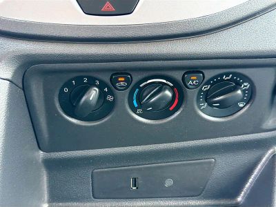 2017 Ford Transit Wagon — photo 32 view