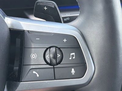 2025 BMW X2 — photo 27 view