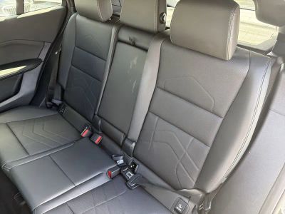 2025 BMW X2 — photo 18 view
