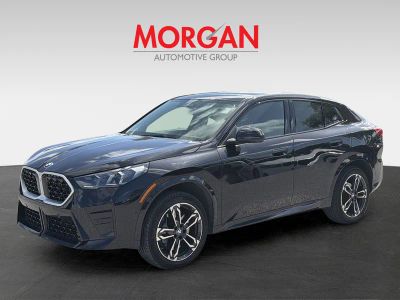 2025 BMW X2 — photo 8 view