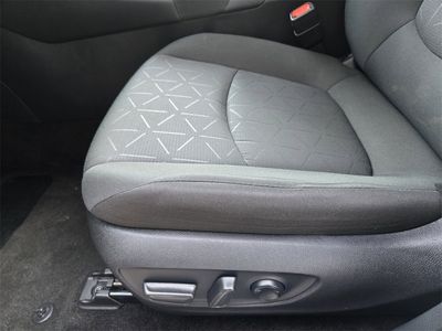 2024 Toyota RAV4 — photo 16 view