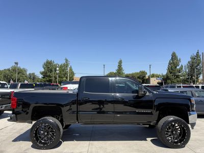 2018 Chevrolet Silverado 1500 - Photo 2
