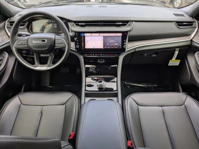 2026 Jeep Grand Cherokee L — photo 17 view