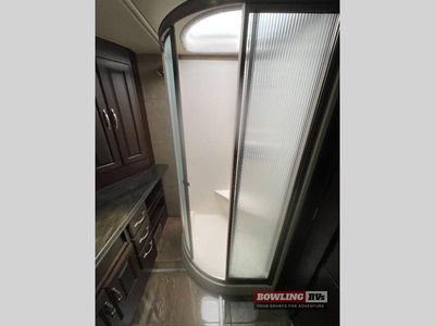 2017 Journey 42E - Photo 31