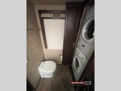 2017 Journey 42E - Photo 34
