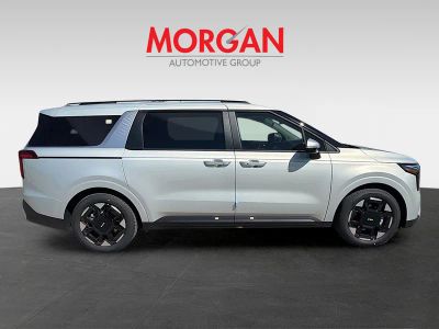 2026 Kia Carnival — engine compartment view