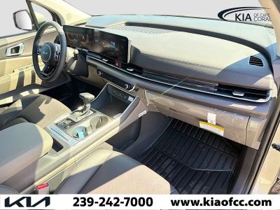 2026 Kia Carnival — photo 14 view
