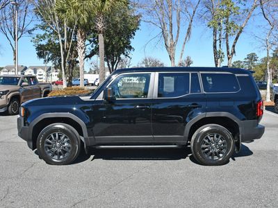 2025 Toyota Land Cruiser - Photo 2