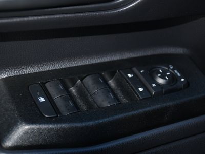 2025 Toyota Land Cruiser - Photo 10