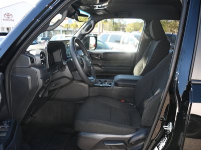 2025 Toyota Land Cruiser - Photo 7