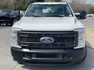 2026 Ford Chassis Cab - Photo 8
