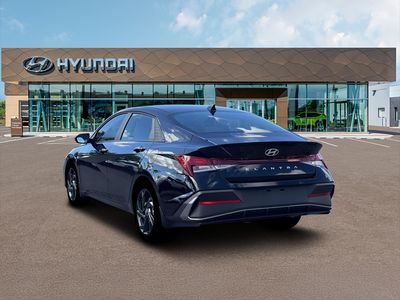 2026 Hyundai Elantra - Photo 5