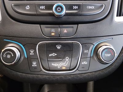 2022 Chevrolet Malibu - Photo 18