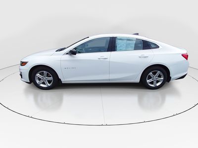 2022 Chevrolet Malibu - Photo 4