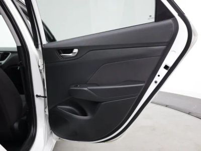 2022 Hyundai Accent — photo 28 view