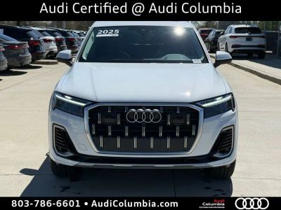 2025 Audi Q7 - Photo 8