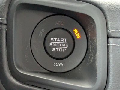 2026 Jeep Gladiator — photo 27 view