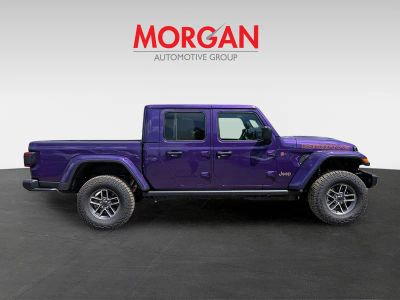 2026 Jeep Gladiator — side profile view
