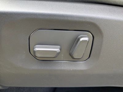 2026 Jeep Gladiator — photo 20 view