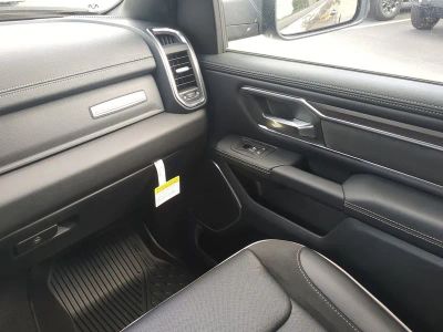 2026 Ram 1500 — photo 19 view