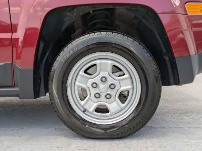 2015 Jeep Patriot — photo 10 view