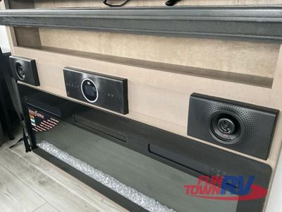 2025 Keystone RV Montana - Photo 30