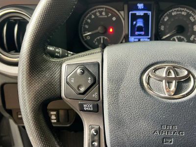 2020 Toyota Tacoma — photo 15 view