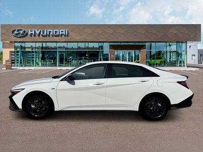 2026 Hyundai Elantra - Photo 3