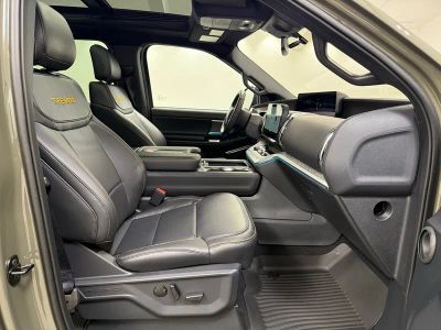 2025 Ford Expedition Tremor SUV V6 - Photo 35