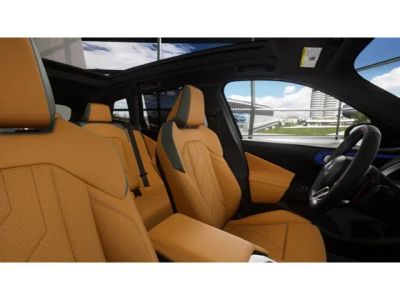 2026 BMW X3 — photo 9 view