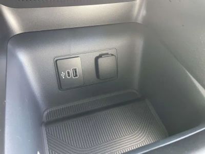 2026 Ford Explorer — photo 8 view